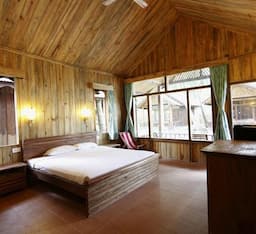 Lagoon Suite